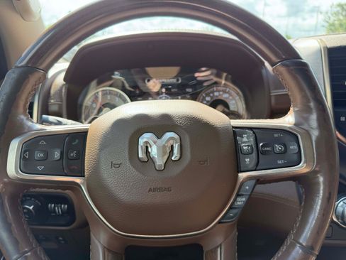 Used 2019 RAM 1500 Limited RWD image 16