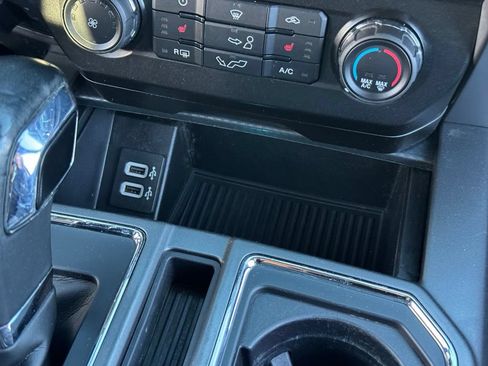 Used 2020 Ford F150 XLT w/ Equipment Group 302A Luxury AWD/4WD image 18