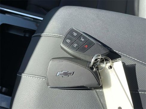 Used 2025 Chevrolet Traverse Z71 image 33