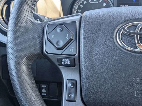 Used 2022 Toyota Tacoma TRD Off-Road w/ Technology Package RWD image 22