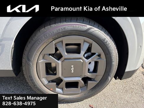 New 2026 Kia Carnival SX image 30