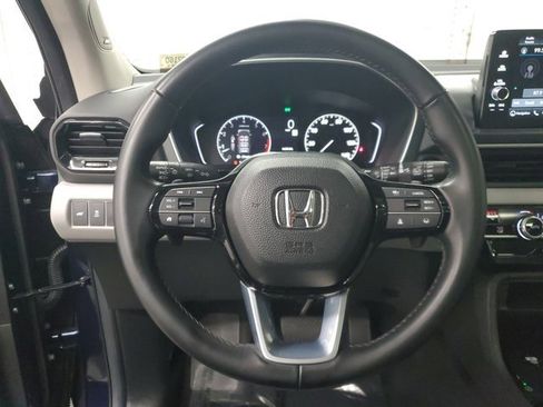 Certified 2024 Honda Pilot Touring image 18