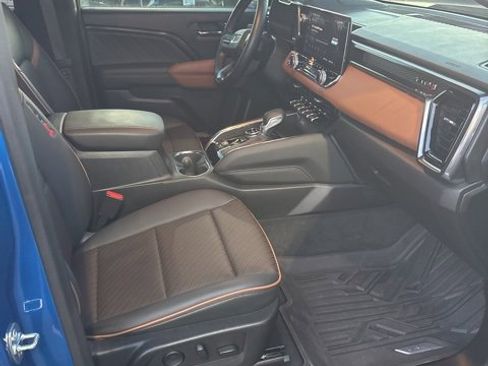 Used 2024 GMC Canyon AT4 w/ AT4 Premium Package image 15