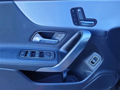 Used 2025 Mercedes-Benz CLA 250 CLA 250 image 31