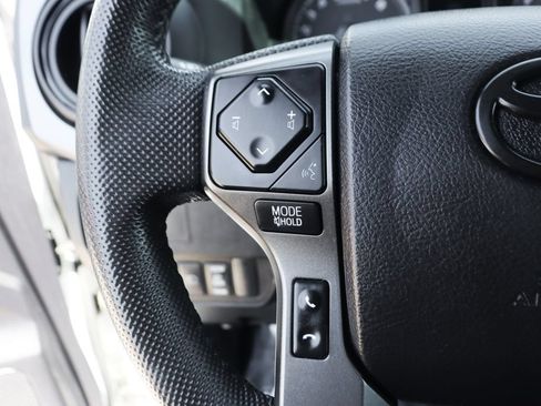 Used 2021 Toyota Tacoma 4x4 Double Cab image 23