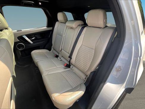 Used 2020 Land Rover Discovery Sport SE AWD/4WD image 21