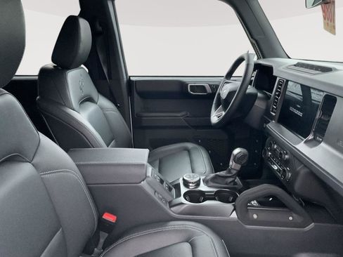 New 2025 Ford Bronco Badlands AWD/4WD image 18