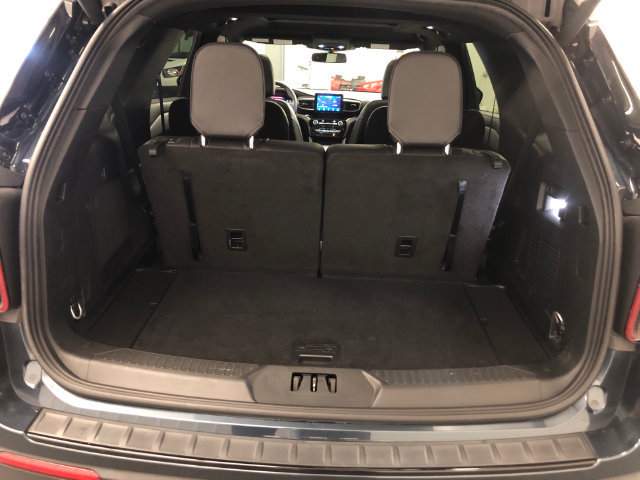 Used 2023 Ford Explorer ST-Line w/ Class IV Trailer Tow Package RWD image 8