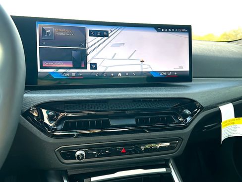 New 2026 BMW 330i Sedan w/ Premium Package RWD image 21