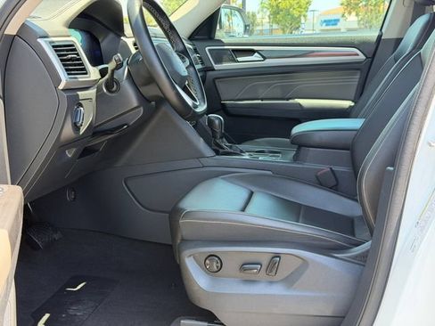 Used 2023 Volkswagen Atlas SE FWD image 15