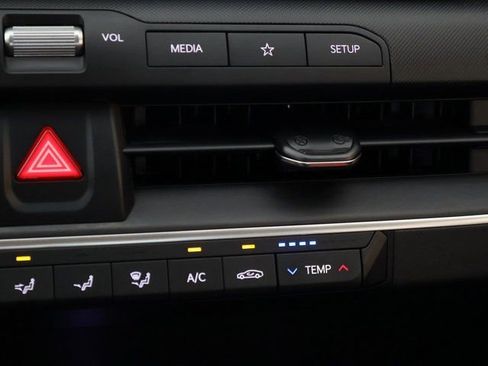 New 2025 Kia K4 LXS image 27