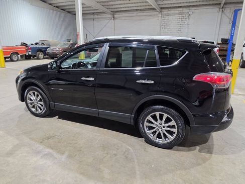 Used 2016 Toyota RAV4 Limited AWD/4WD image 6