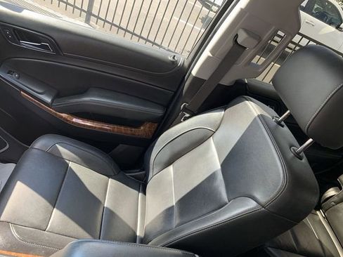 Used 2018 Chevrolet Tahoe Premier AWD/4WD image 30