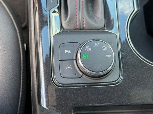 Used 2021 Chevrolet Blazer RS w/ Enhanced Convenience Package image 25