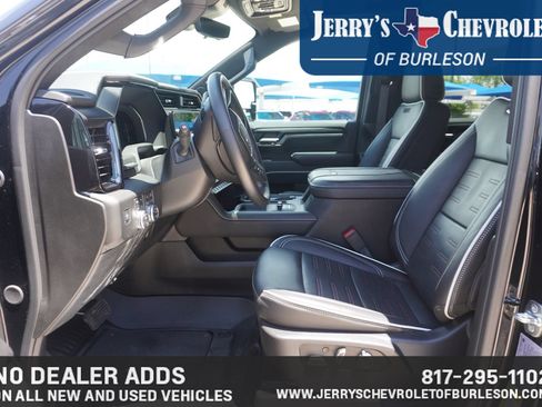 Used 2026 GMC Sierra 2500 AT4X AWD/4WD image 7