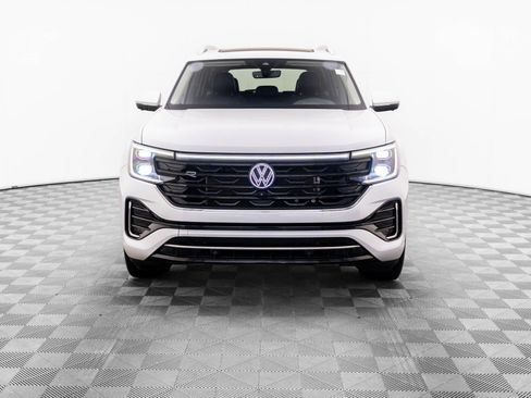 Used 2024 Volkswagen Atlas SEL Premium R-Line AWD/4WD image 8