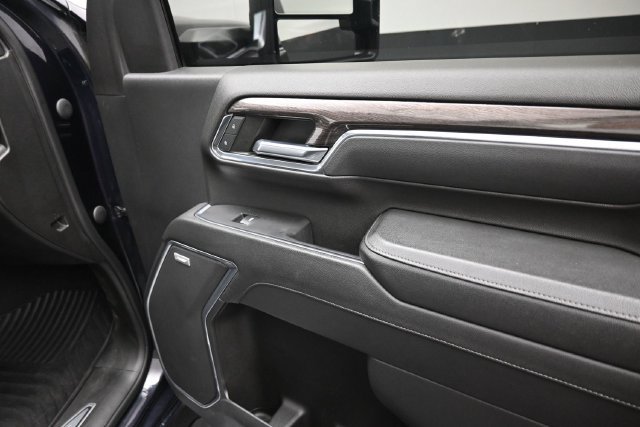 Used 2024 Chevrolet Silverado 3500 LTZ w/ LTZ Plus Package AWD/4WD image 17