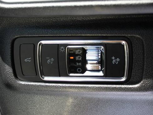 Certified 2021 Lincoln Corsair FWD w/ Equipment Group 101A image 20