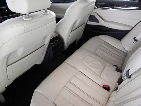 Certified 2023 BMW 540i w/ M Sport Package RWD image 36