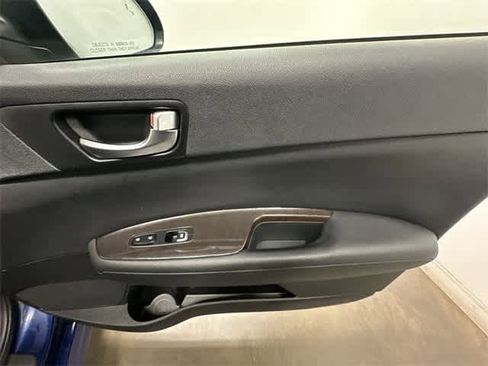 Used 2018 Kia Optima EX image 22