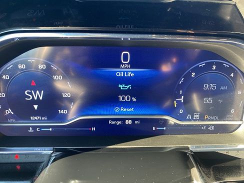 Used 2024 Chevrolet Silverado 1500 LT image 31