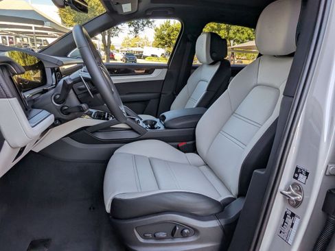 New 2026 Porsche Cayenne S AWD/4WD image 5