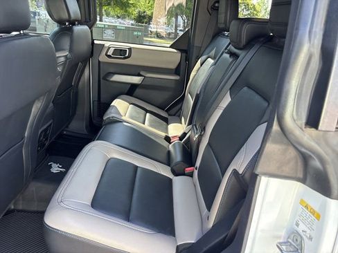 Used 2023 Ford Bronco Wildtrak AWD/4WD image 16