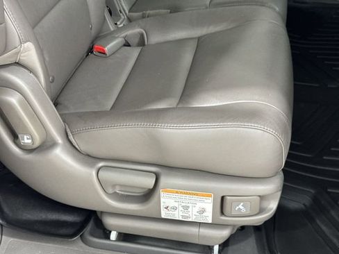Used 2017 Honda Odyssey EX-L image 27
