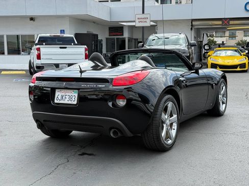 Used 2009 Pontiac Solstice GXP w/ Premium Package RWD image 8