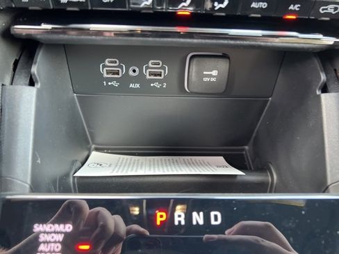 New 2025 Jeep Grand Cherokee L Limited w/ Black Appearance Package image 35