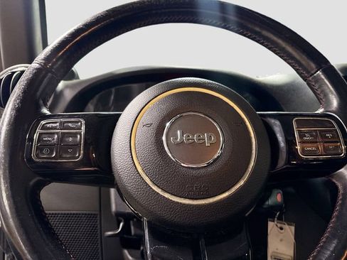 Used 2012 Jeep Wrangler Unlimited Sahara AWD/4WD image 11