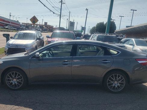 Used 2014 Toyota Avalon XLE Touring FWD image 6