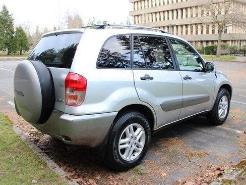 Used 2002 Toyota RAV4 4WD image 3