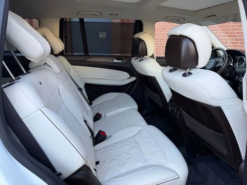 Used 2018 Mercedes-Benz GLS 550 4MATIC image 20