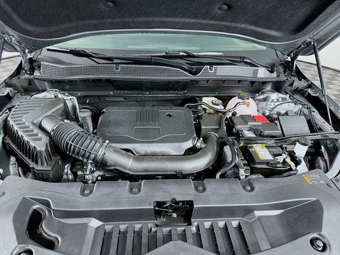 New 2025 Chevrolet Blazer LT w/ Midnight/Sport Edition image 30