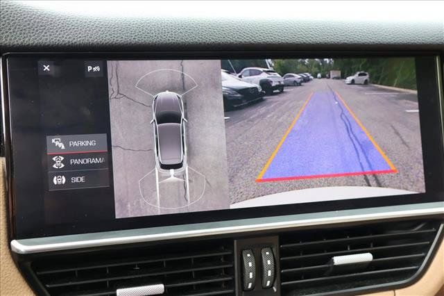 Used 2019 Porsche Cayenne AWD/4WD image 14