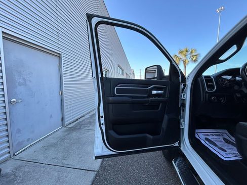 Used 2024 RAM 2500 Big Horn w/ Off Road Package image 61