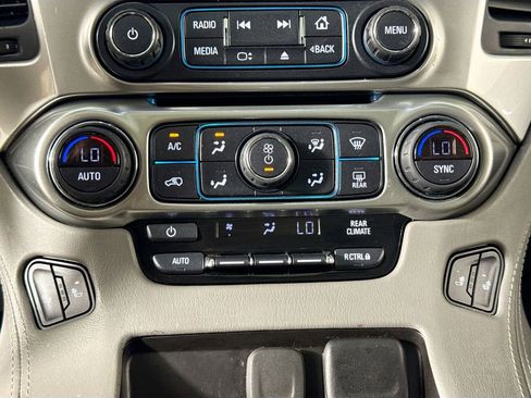 Used 2020 Chevrolet Tahoe LT w/ RST Edition RWD image 16