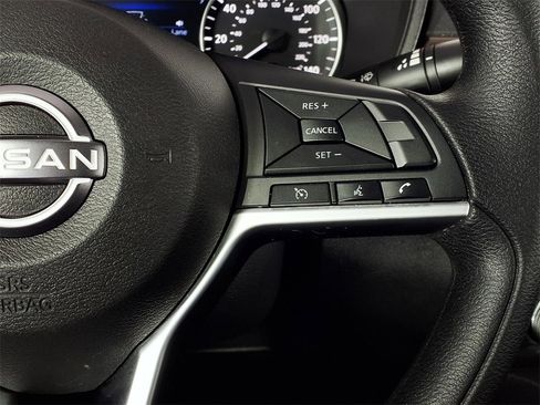 Used 2024 Nissan Altima 2.5 SV image 20