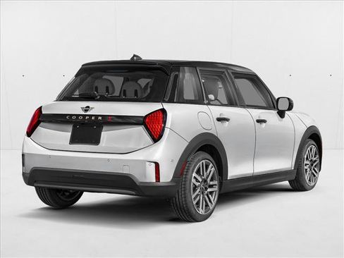 New 2026 MINI Cooper S image 2