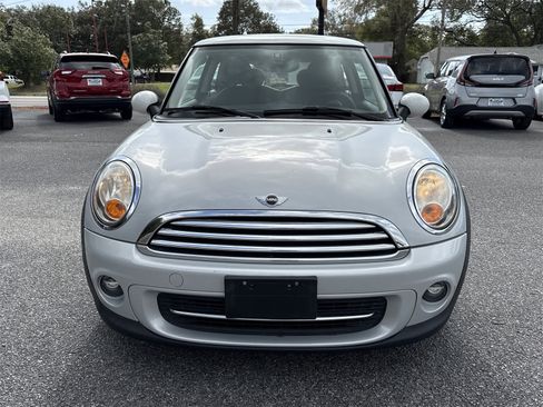 Used 2013 MINI Cooper Hardtop image 9