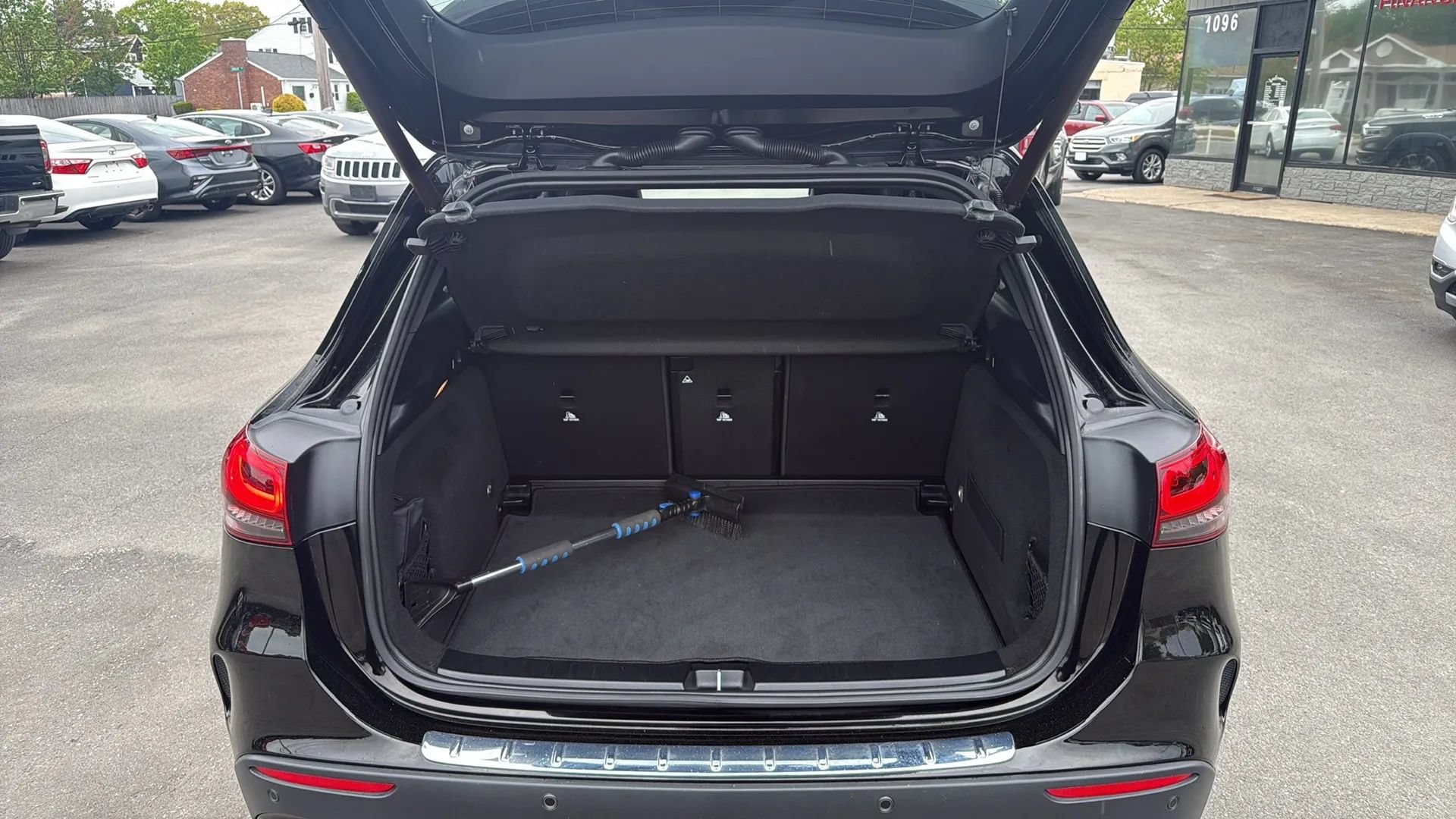 Used 2021 Mercedes-Benz GLA 250 4MATIC image 7