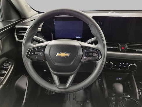 Used 2025 Chevrolet TrailBlazer LT image 5