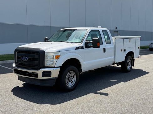 Used 2013 Ford F250 XL w/ PWR Equipment Group AWD/4WD image 11