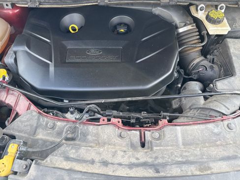 Used 2019 Ford Escape Titanium AWD/4WD image 40