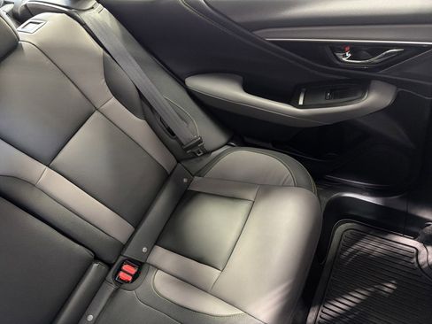 Certified 2025 Subaru Outback Onyx Edition image 14