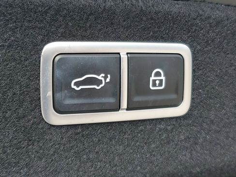 Used 2022 Genesis G80 2.5T w/ Prestige Package image 9