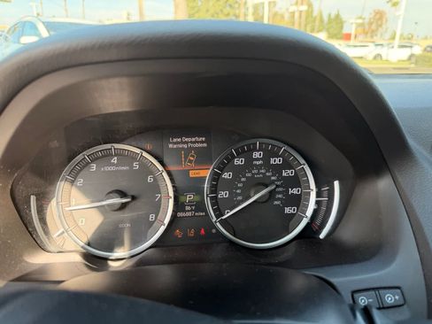 Used 2017 Acura TLX w/ Technology Package FWD image 15