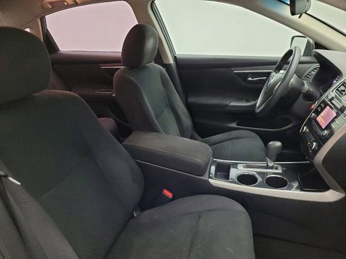 Used 2014 Nissan Altima 2.5 S w/ Display Audio Package FWD image 21