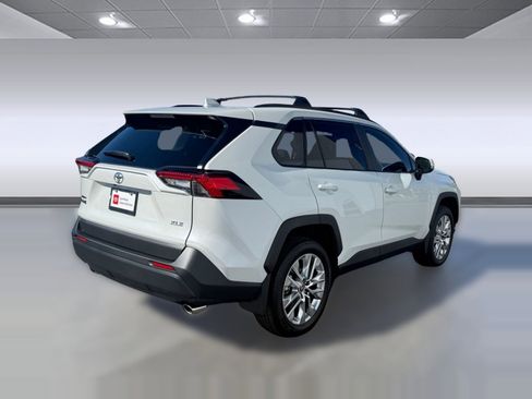 Certified 2025 Toyota RAV4 XLE Premium image 8